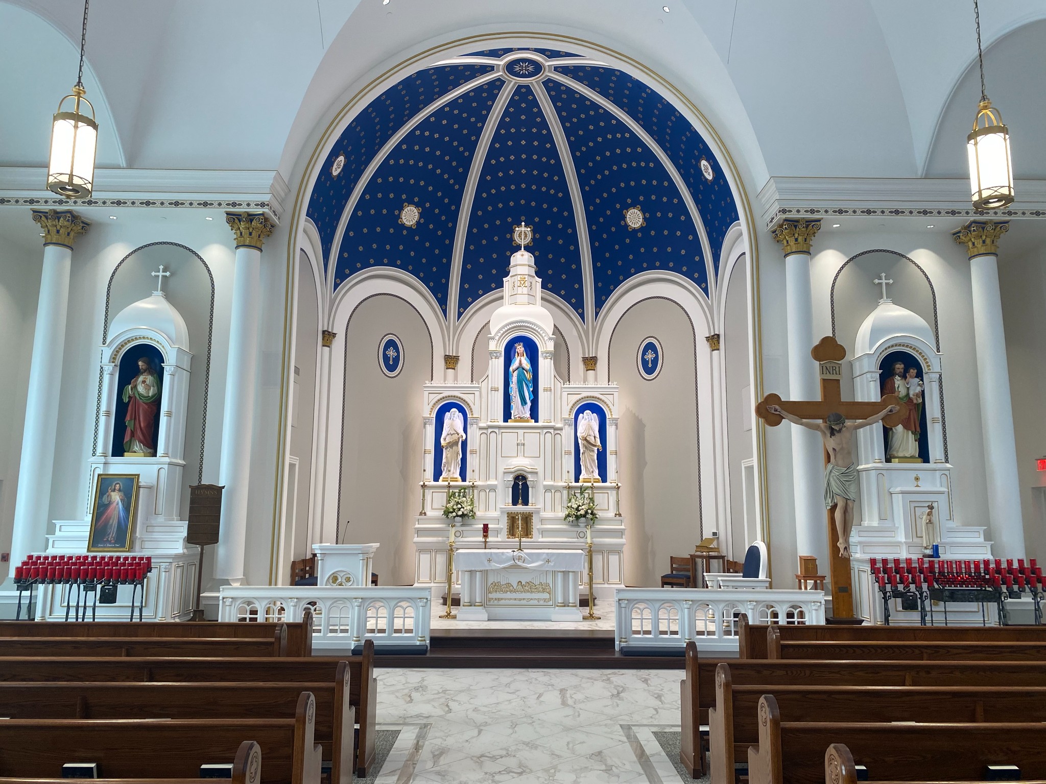 Altar - Mary Queen of Angels, Fort Scott